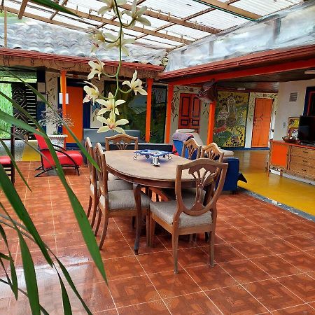 Hostal La Pijarana Salento Buitenkant foto