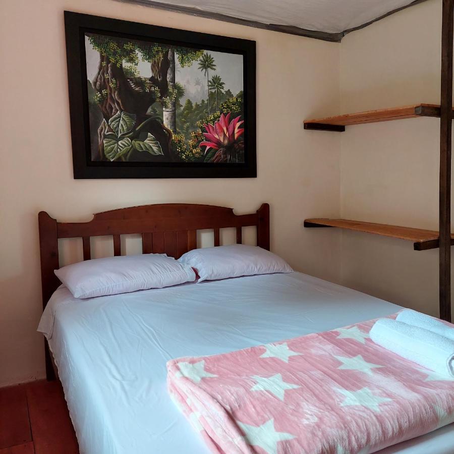 Hostal La Pijarana Salento Buitenkant foto